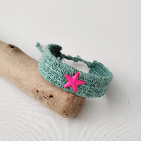 Pulsera boho de hilo ajustable handmade